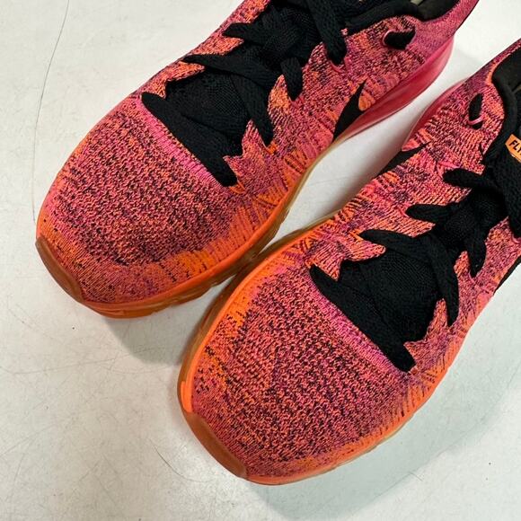 EUC Nike WMNS Flyknit Air Max Total Orange/Black/Pink/Fireberry Running Shoe 9 - Picture 9 of 12